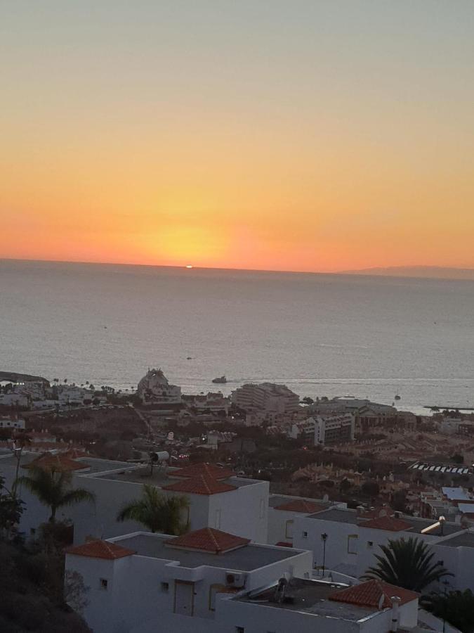 2 Bedroom Apartment With Breathtaking View Of The Sea - Sunset Costa Adeje  Ngoại thất bức ảnh