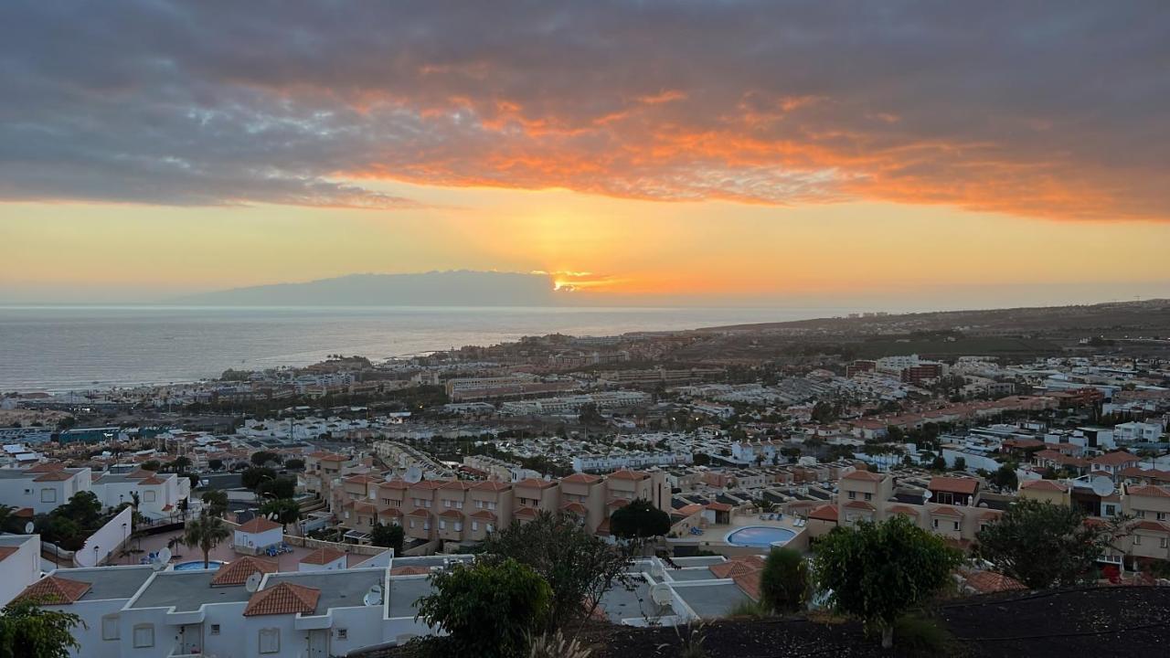 2 Bedroom Apartment With Breathtaking View Of The Sea - Sunset Costa Adeje  Ngoại thất bức ảnh